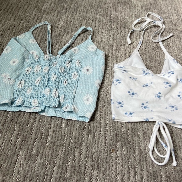 Hollister flower pattern tank top. - Picture 2 of 6
